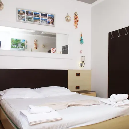 Appartamento Edurres Beachfront Studio 2